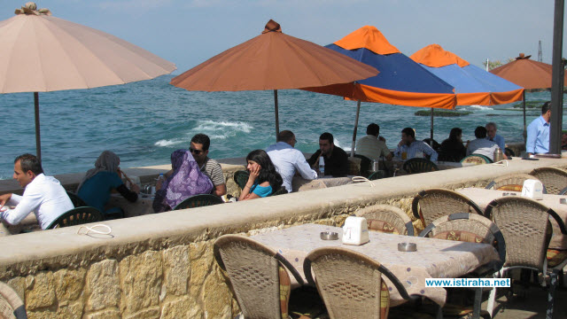 Manara palace café